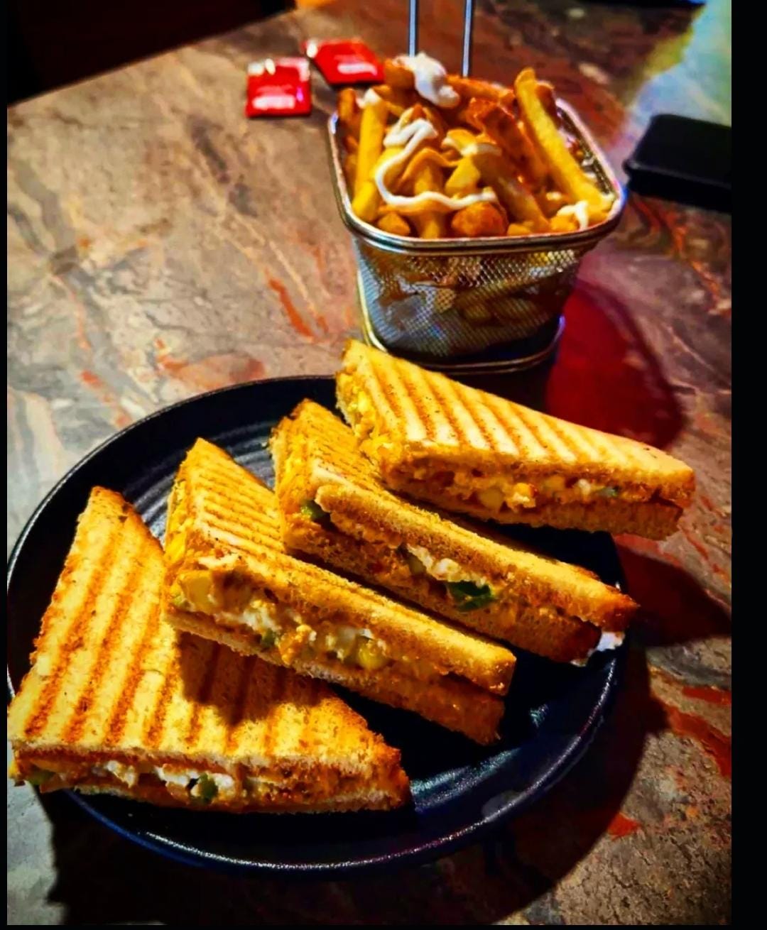 Sandwich & Fries